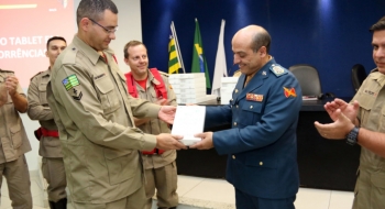 Viaturas do Corpo de Bombeiros passam a contar com tablets para melhorar comunicação